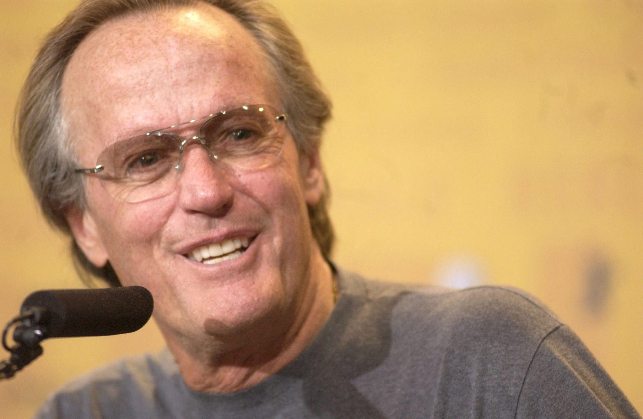 Peter Fonda - Biography, Height & Life Story | Super Stars Bio
