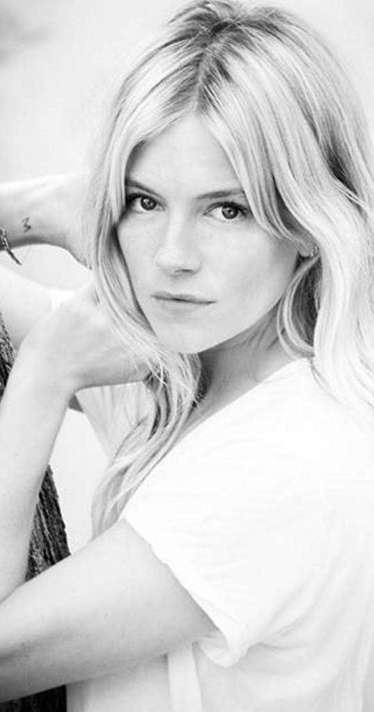 Sienna Miller - Biography, Height & Life Story | Super Stars Bio