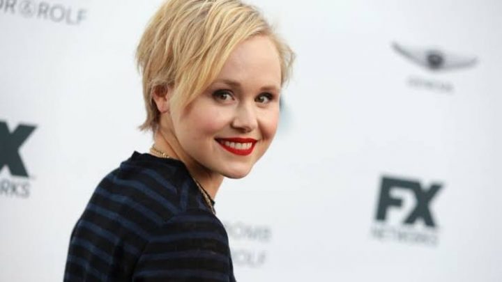 Alison Pill - Biography, Height & Life Story | Super Stars Bio