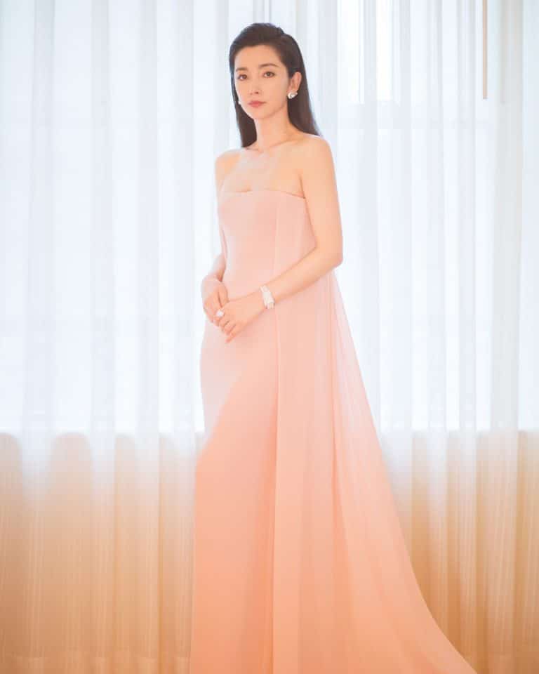Li Bingbing - Biography, Height & Life Story | Super Stars Bio