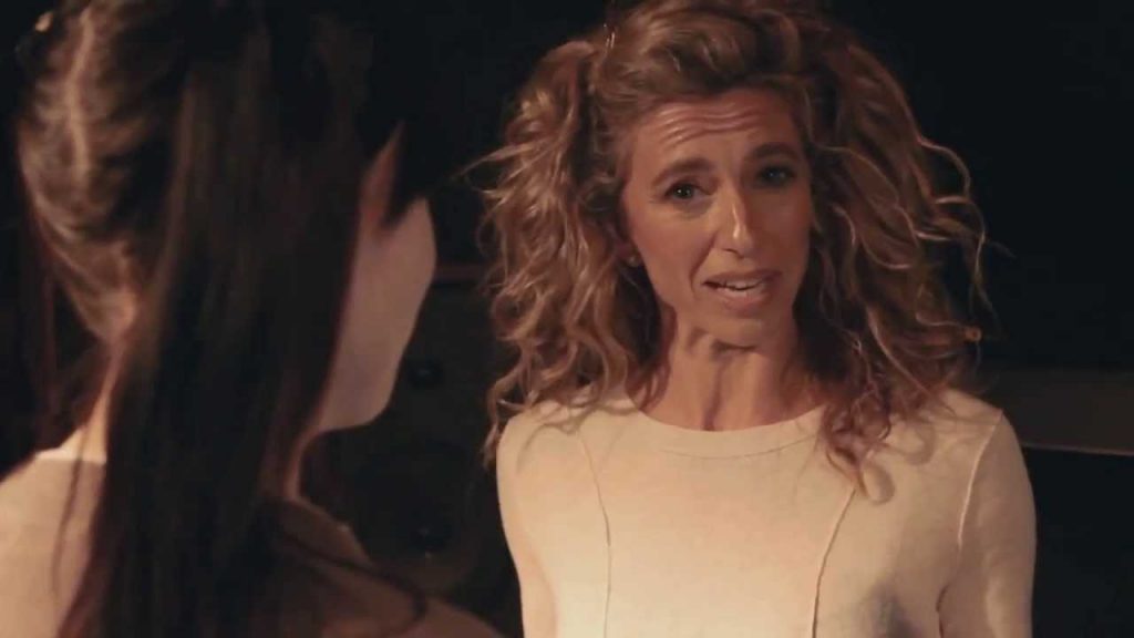 Claudia Black - Biography, Height & Life Story | Super Stars Bio