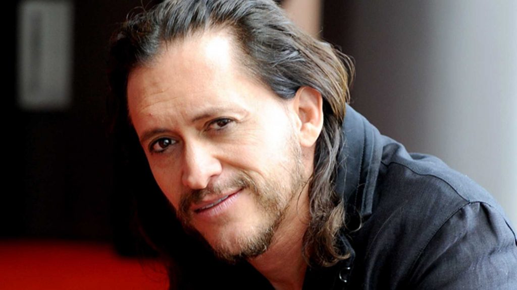 Clifton Collins Jr. - Biography, Height & Life Story | Super Stars Bio