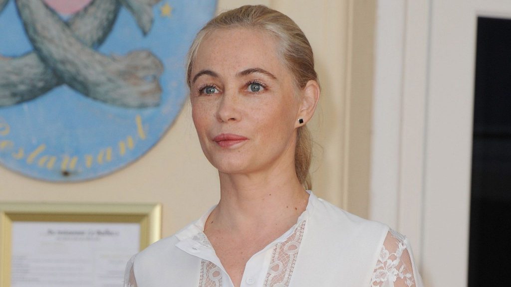 Emmanuelle Beart - Biography, Height & Life Story | Super Stars Bio