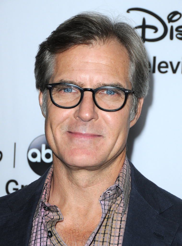 Henry Czerny - Biography, Height & Life Story | Super Stars Bio