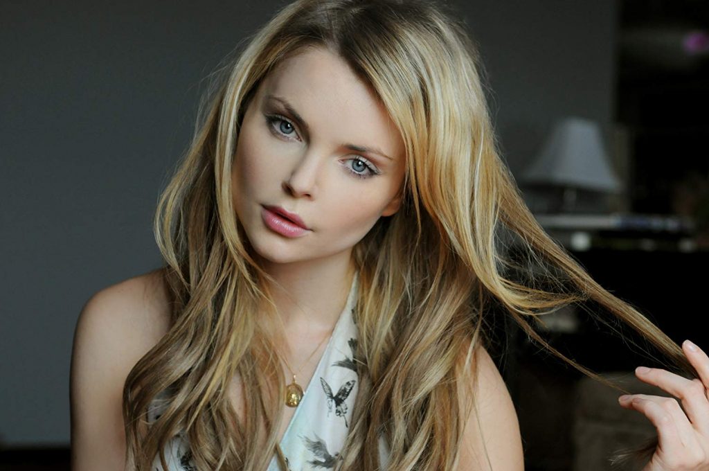 Izabella Miko - Biography, Height & Life Story | Super Stars Bio