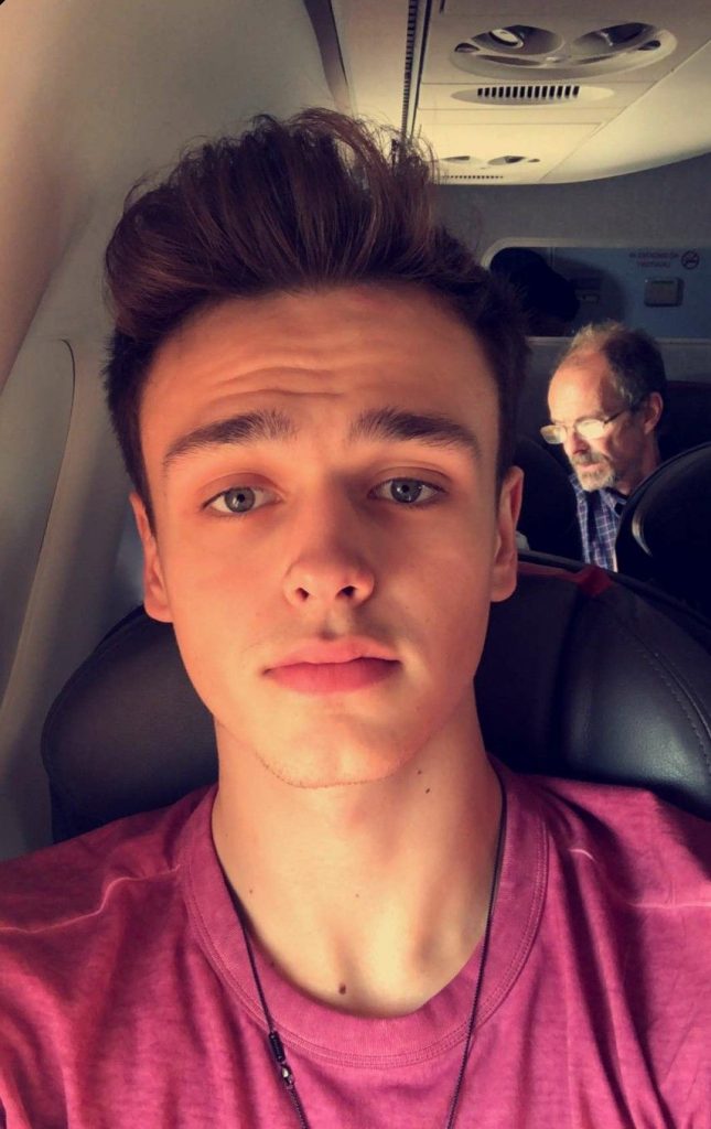 Jonah Marais Biography, Height & Life Story Super Stars Bio