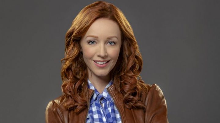 Lindy Booth - Biography, Height & Life Story | Super Stars Bio