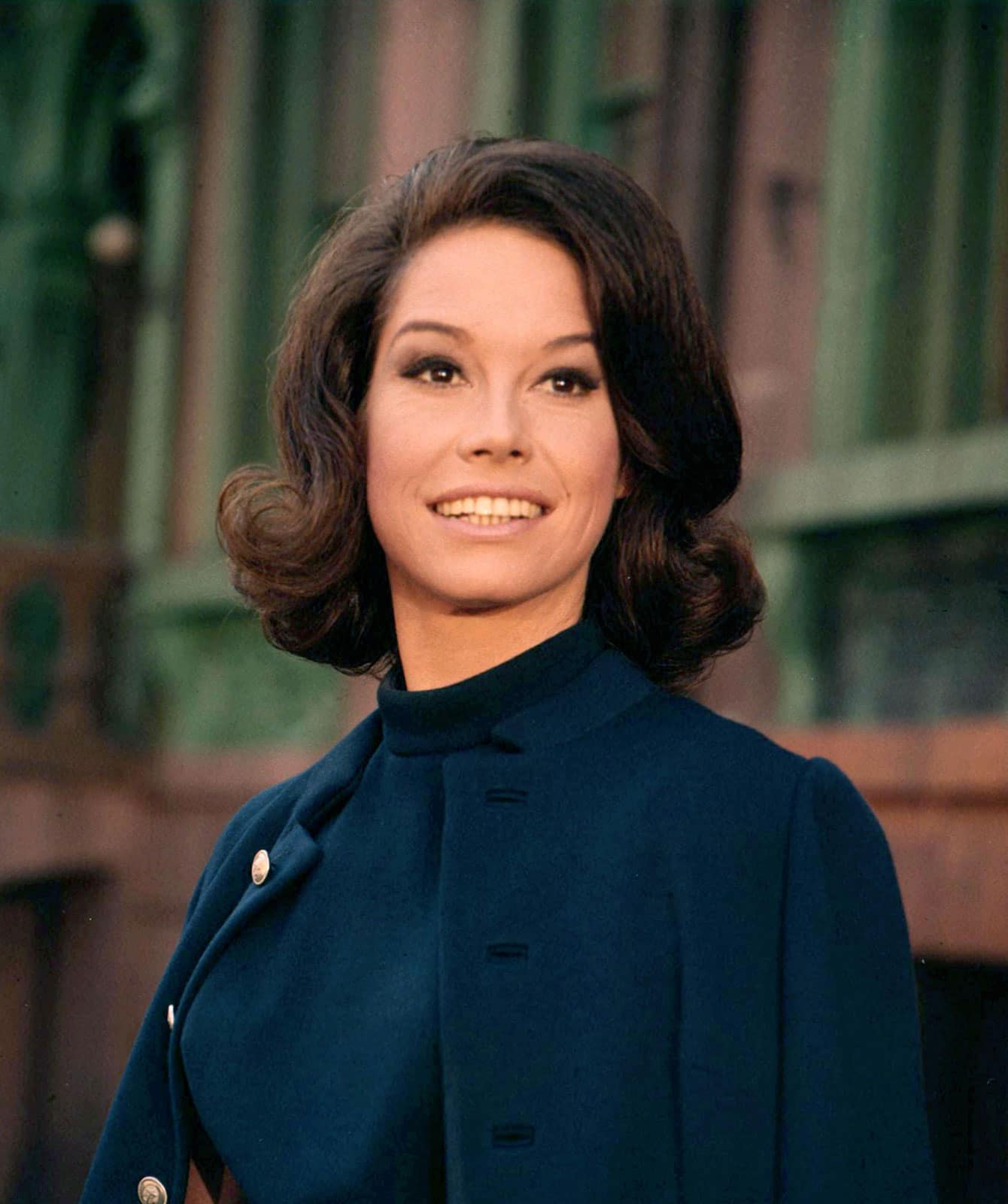 Mary Tyler Moore Biography, Height & Life Story Super