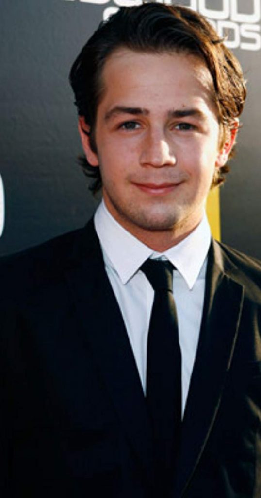 Michael Angarano - Biography, Height & Life Story | Super Stars Bio