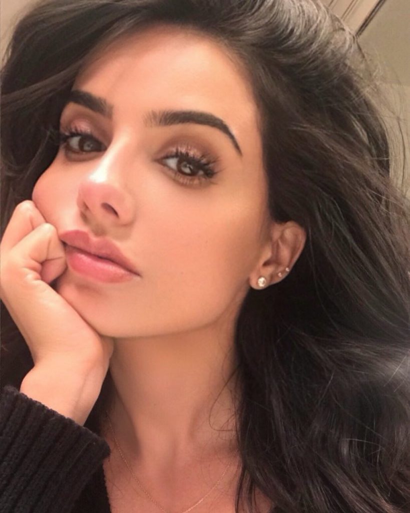 Mikaela Hoover - Biography, Height & Life Story Super Stars Bio