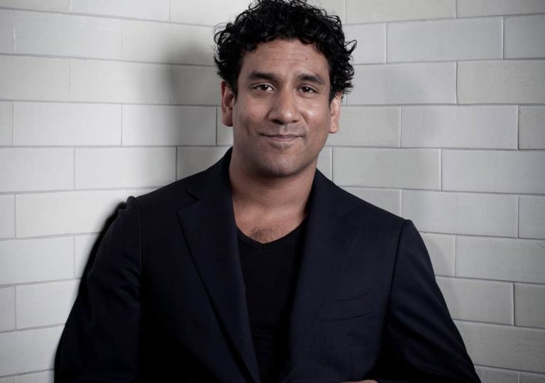Naveen Andrews - Biography, Height & Life Story | Super Stars Bio