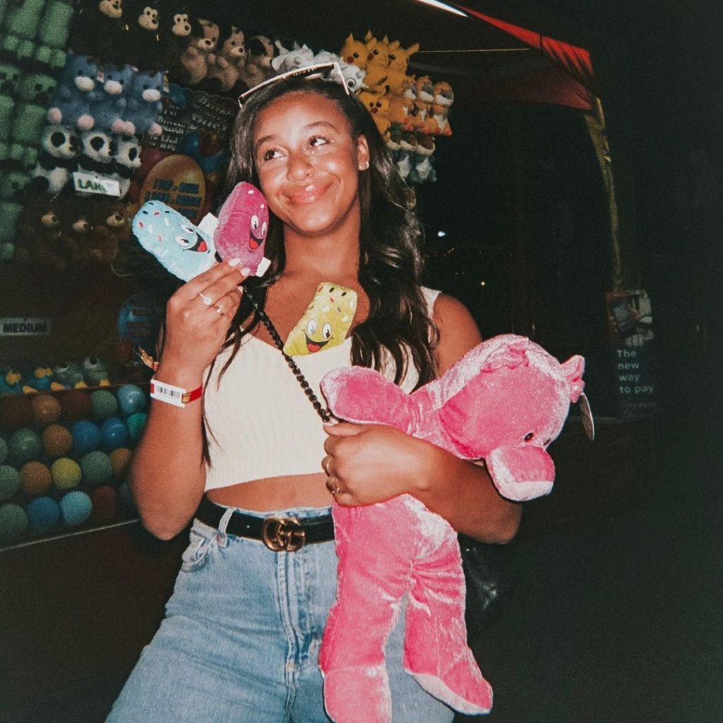 Nia Sioux - Biography, Height & Life Story | Super Stars Bio