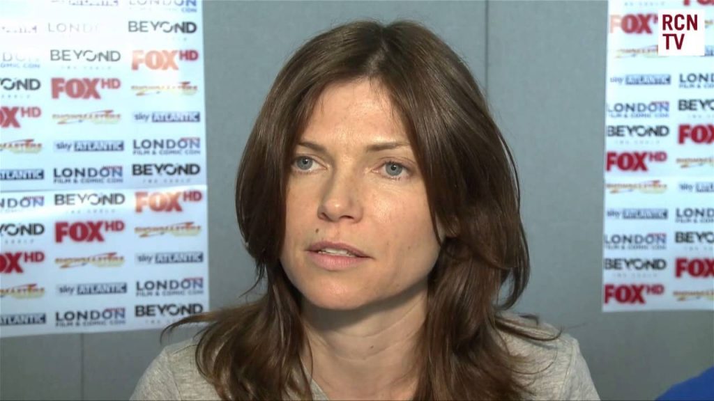 Nicole de Boer - Biography, Height & Life Story | Super Stars Bio