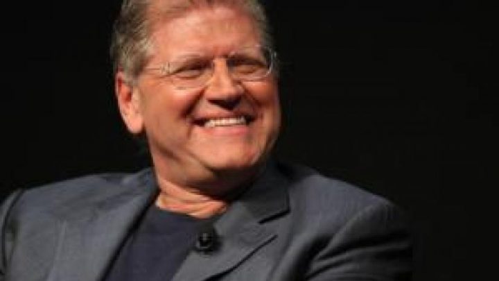 Robert Zemeckis - Biography, Height & Life Story | Super Stars Bio