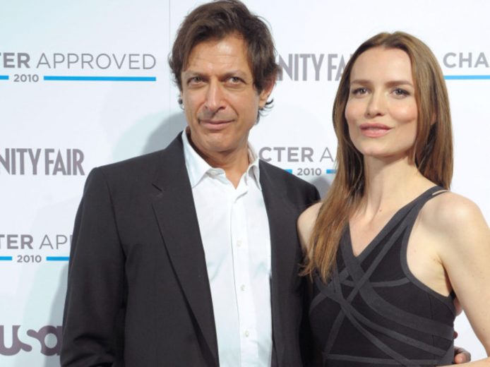 Saffron Burrows Biography, Height & Life Story Super Stars Bio