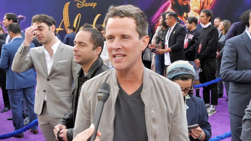 Scott Weinger - Biography, Height & Life Story | Super Stars Bio