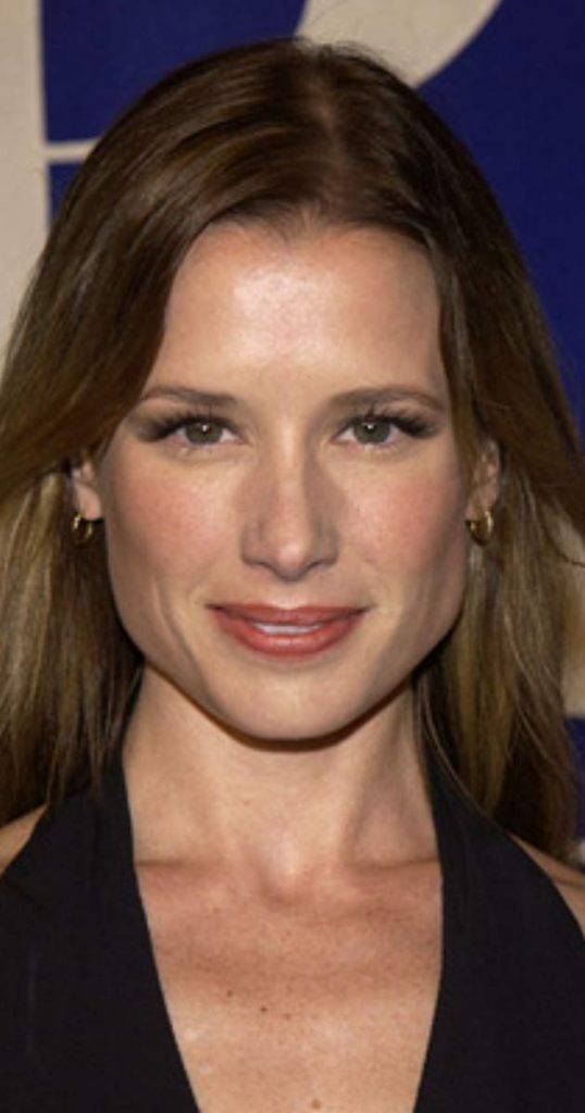Shawnee Smith - Biography, Height & Life Story | Super Stars Bio
