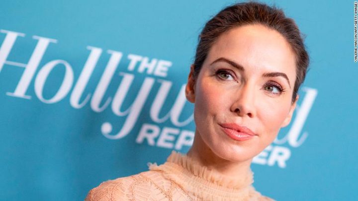 Whitney Cummings - Biography, Height & Life Story | Super Stars Bio