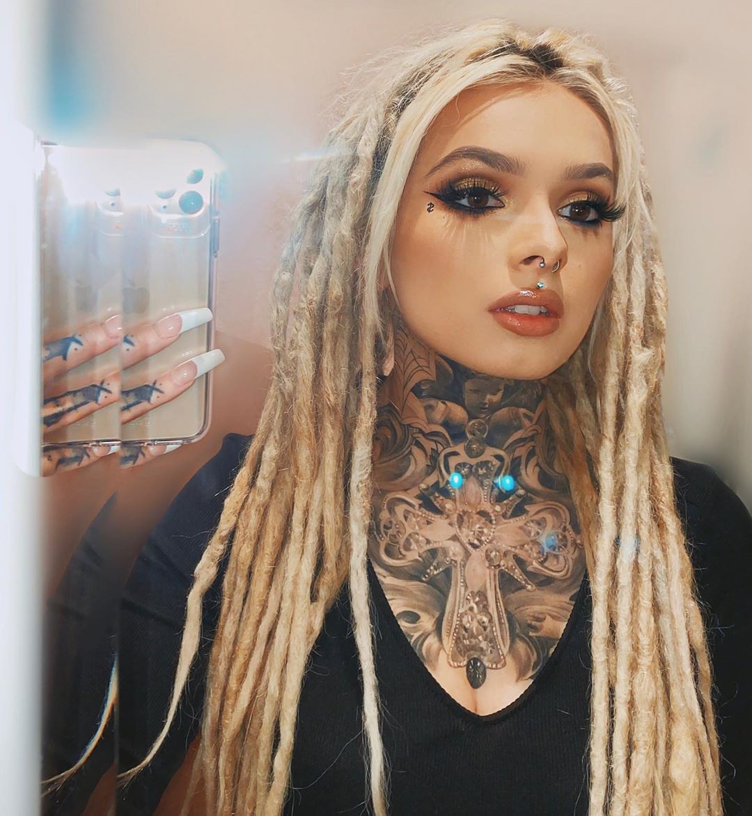 Zhavia Ward | Dreadlocks girl, White girl dreads, Hand tattoos