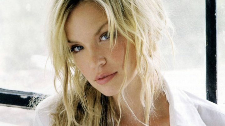 Ashley Scott - Biography, Height & Life Story | Super Stars Bio