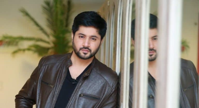 Imran Ashraf adorably responds to Firdous Jamal’s criticism