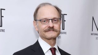 David Hyde Pierce - Biography, Height & Life Story | Super Stars Bio
