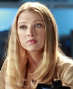 Elisabeth Harnois - Biography, Height & Life Story | Super ...