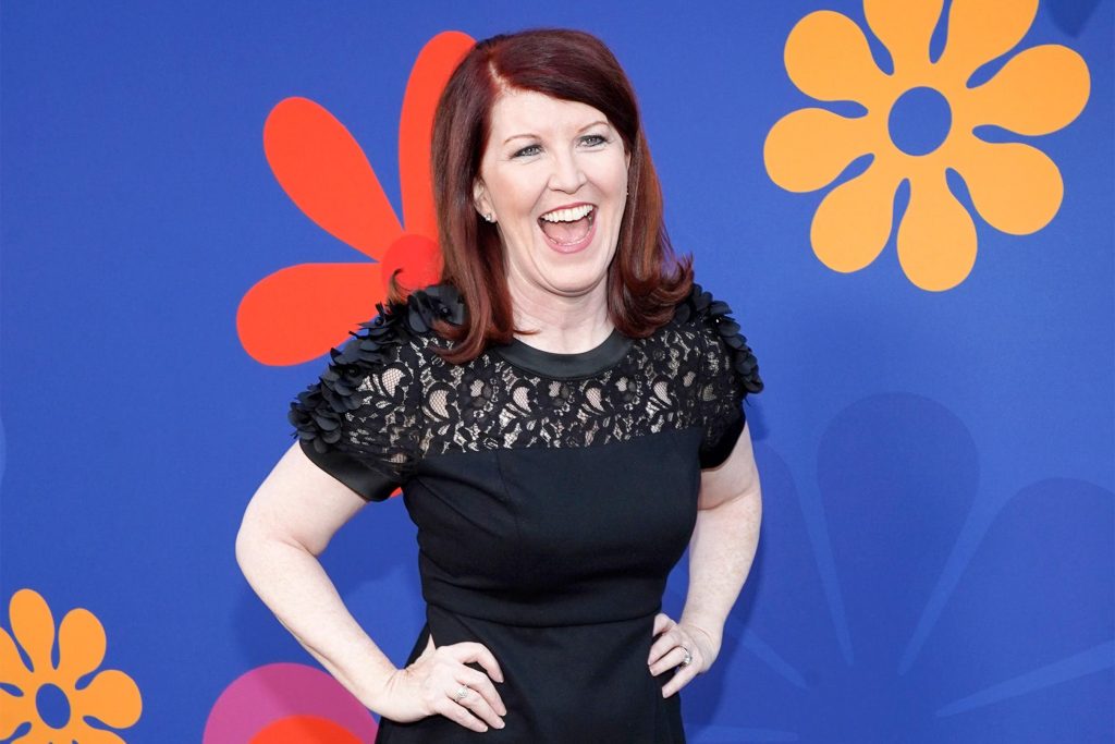 Kate Flannery Biography, Height & Life Story Super Stars Bio