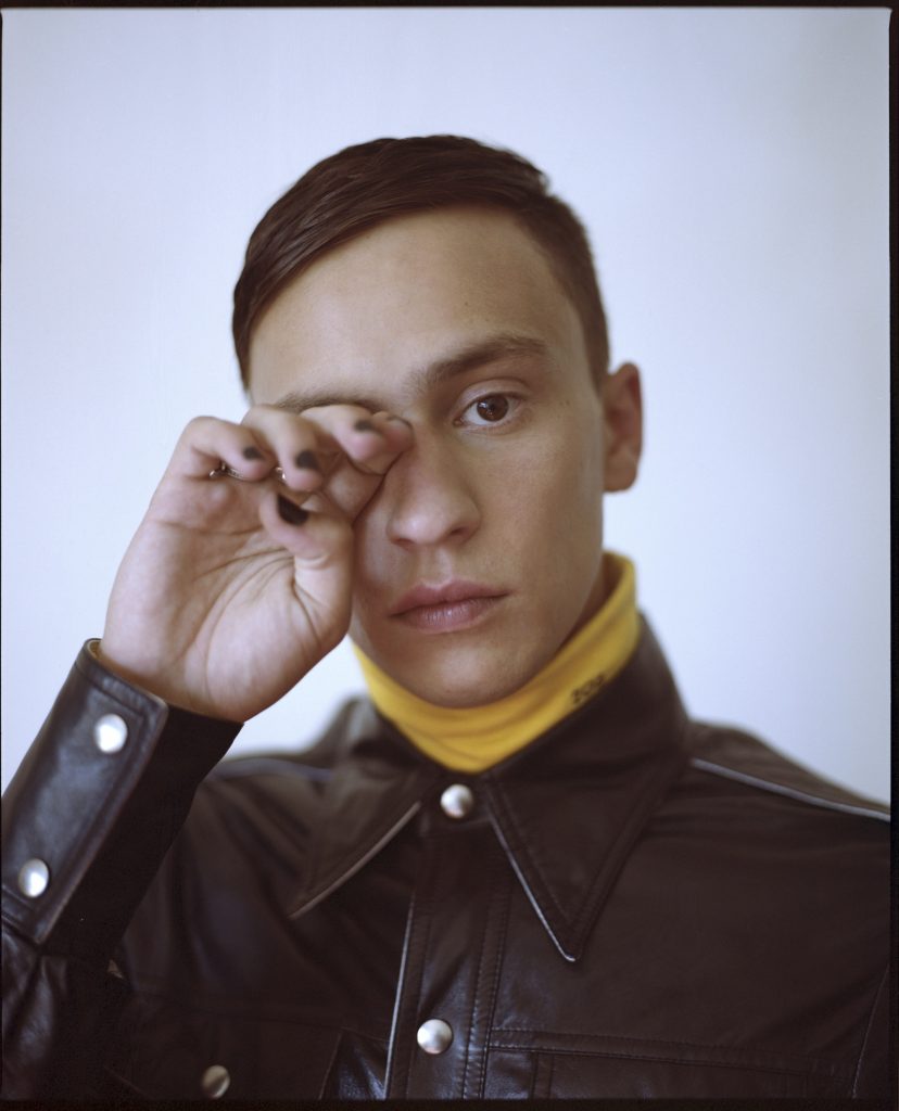 Keir Gilchrist - Biography, Height & Life Story | Super Stars Bio