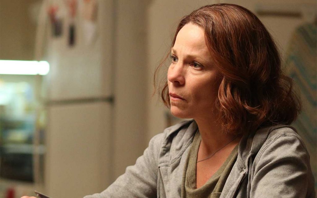 Lili Taylor - Biography, Height & Life Story | Super Stars Bio