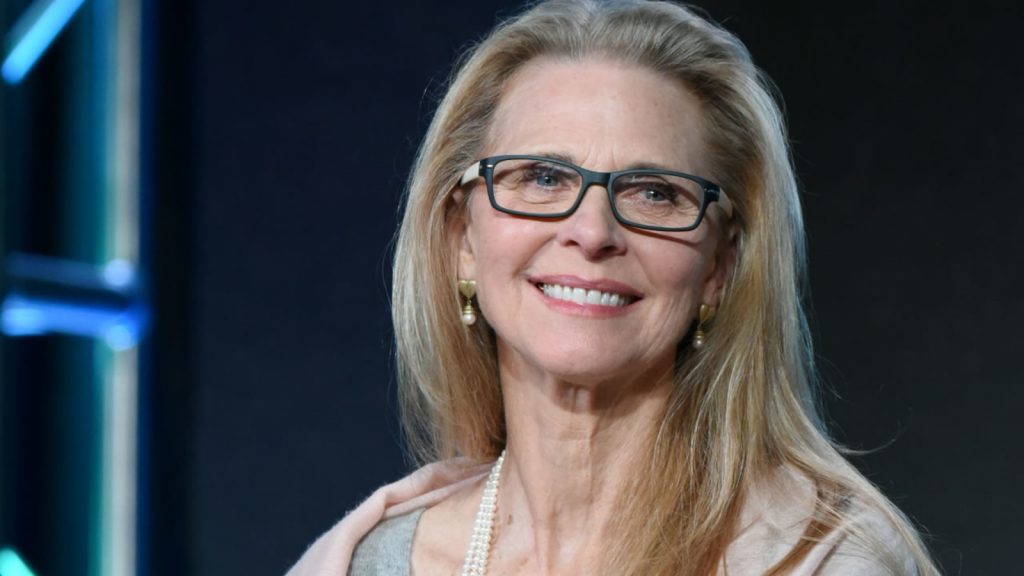 Lindsay Wagner - Biography, Height & Life Story | Super Stars Bio
