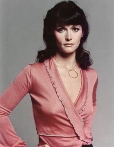 Margot Kidder - Biography, Height & Life Story | Super Stars Bio