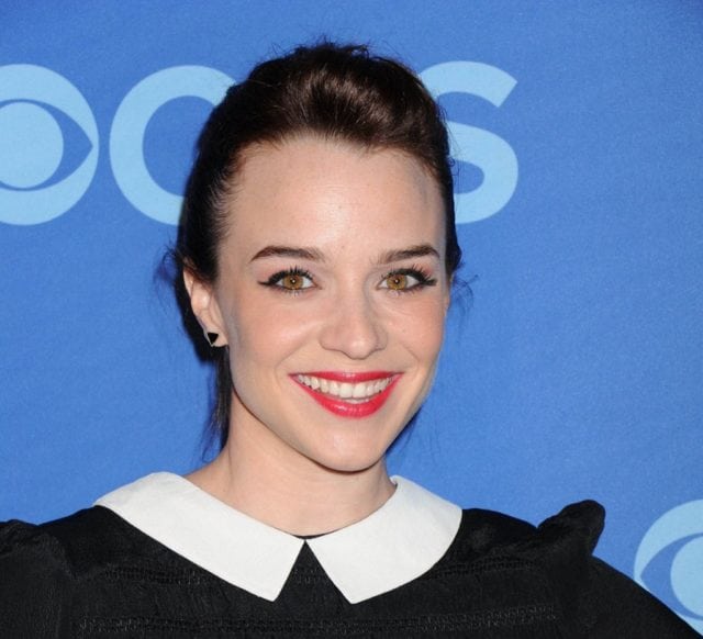 Renée Felice Smith - Biography, Height & Life Story | Super Stars Bio