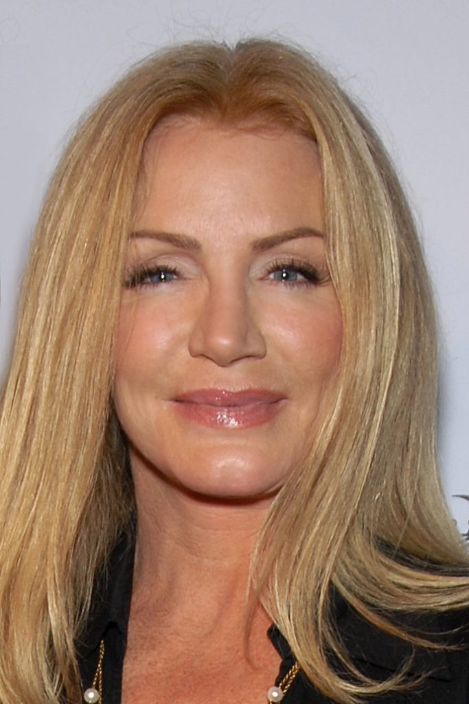 Shannon Tweed - Biography, Height & Life Story | Super Stars Bio