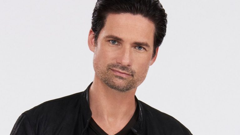 Warren Christie - Biography, Height & Life Story | Super Stars Bio