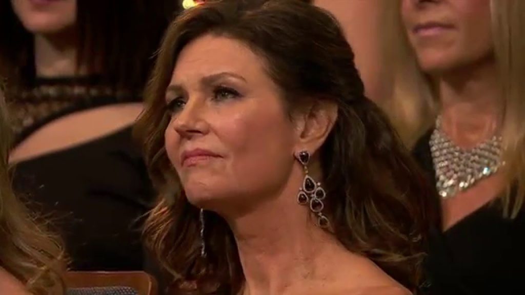 Wendy Crewson - Biography, Height & Life Story | Super Stars Bio