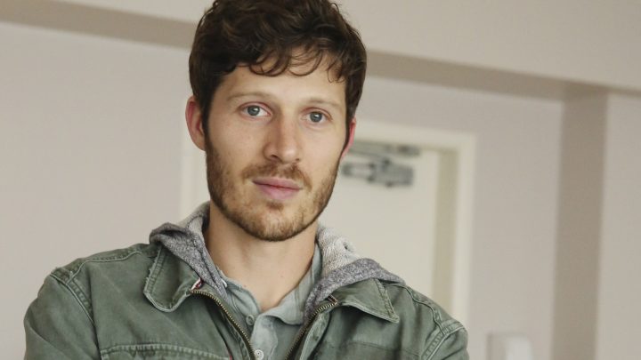 Zach Gilford - Biography, Height & Life Story | Super Stars Bio