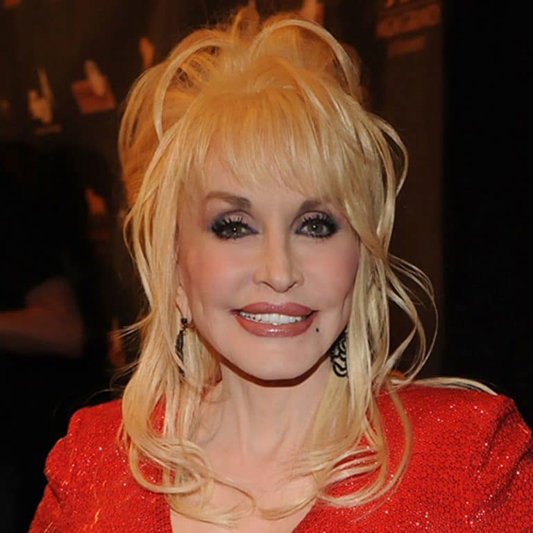 Dolly Parton Biography, Height & Life Story Super Stars Bio
