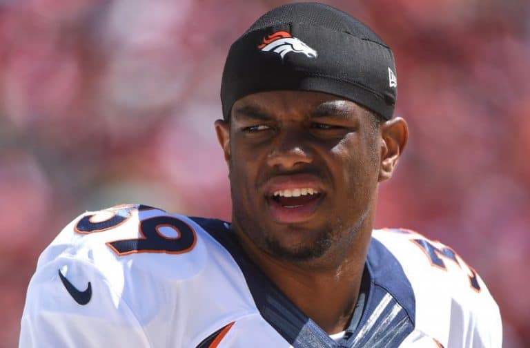 Lou Young Biography Height Life Story Super Stars Bio