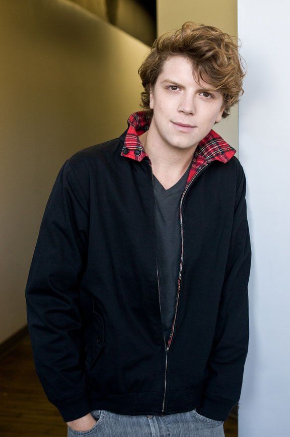 Michael Seater Biography, Height & Life Story Super Stars Bio