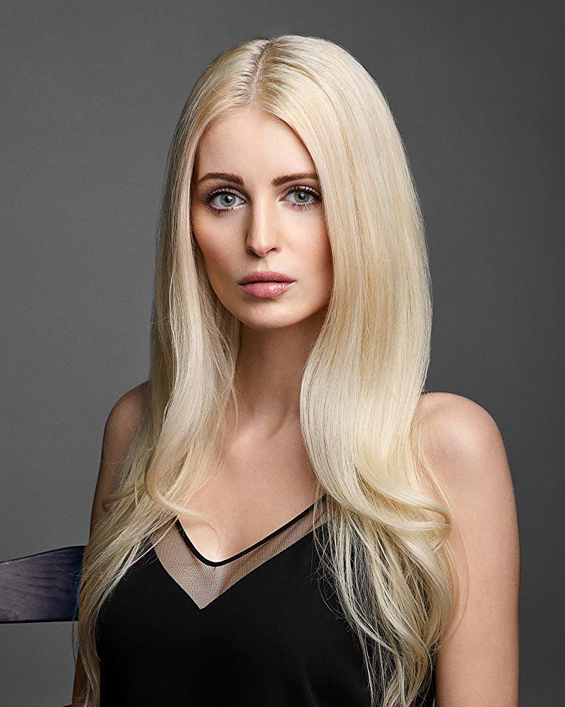 Michelle Molineux Gallery Super Stars Bio