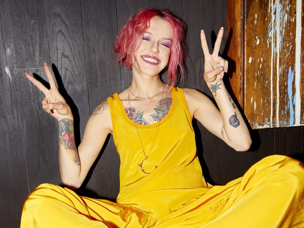 Bria Vinaite - Biography, Height & Life Story | Super Stars Bio