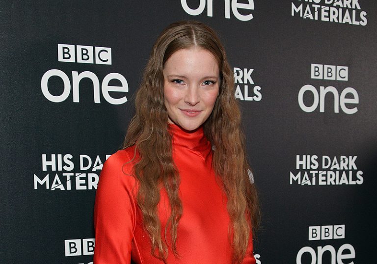 Morfydd Clark - Biography, Height & Life Story | Super Stars Bio