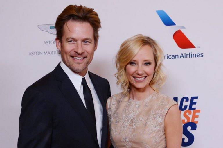 James Tupper - Biography, Height & Life Story | Super Stars Bio