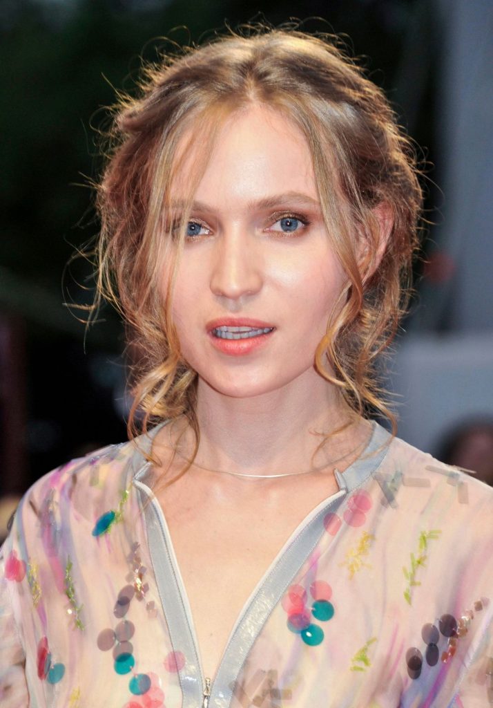 Jessica Cressy Biography, Height & Life Story Super Stars Bio