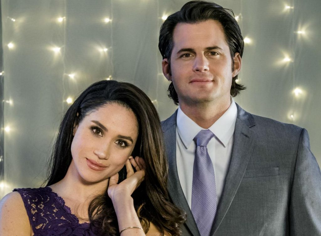 Kristoffer Polaha - Biography, Height & Life Story | Super Stars Bio