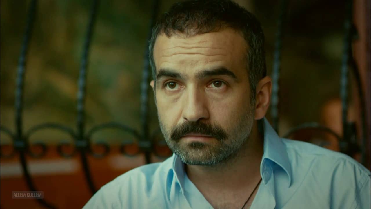 Nadir Sarıbacak Actor