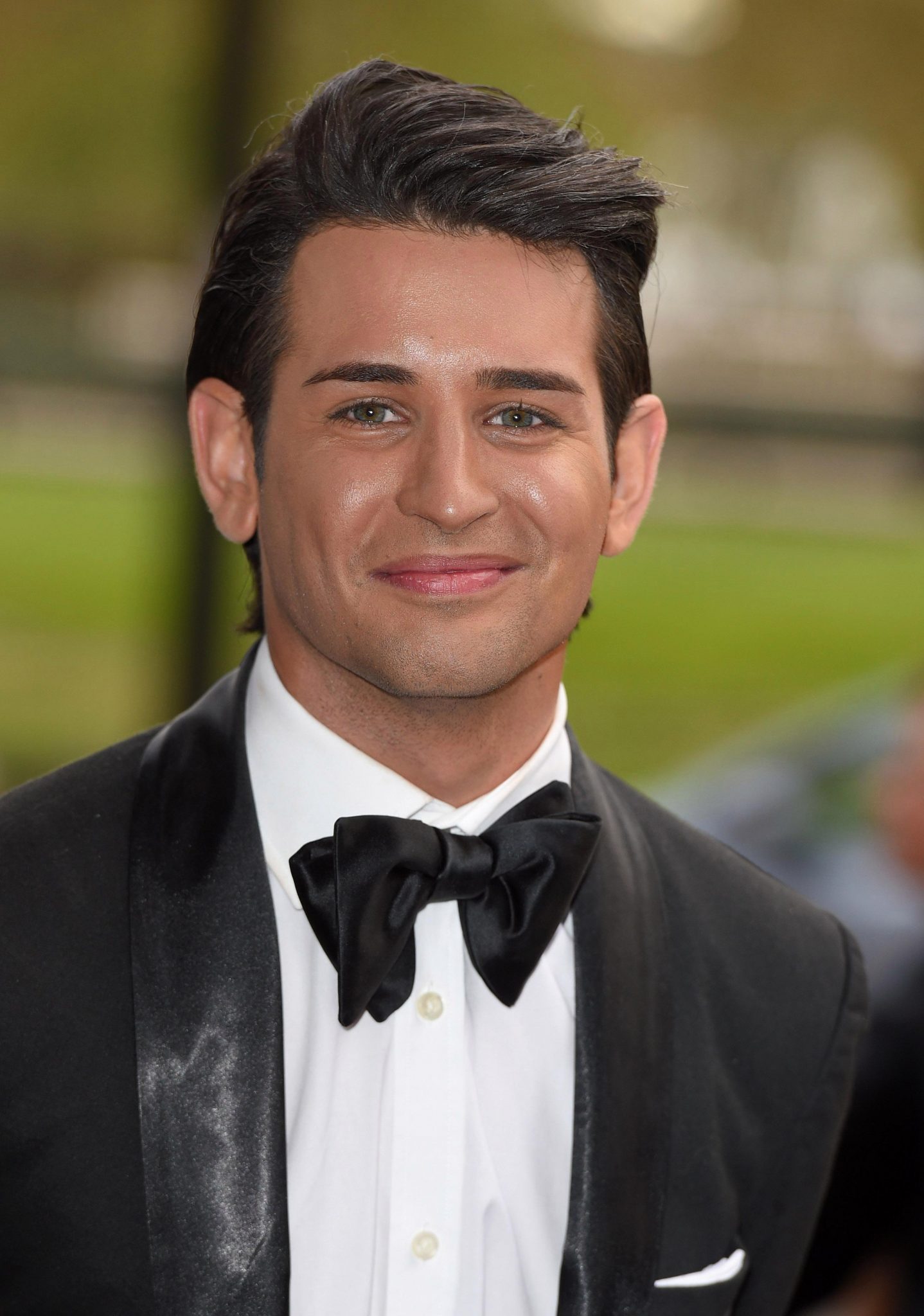 Ollie Locke Biography, Height & Life Story Super Stars Bio