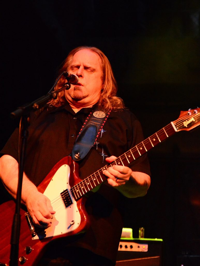 Warren Haynes - Biography, Height & Life Story | Super Stars Bio