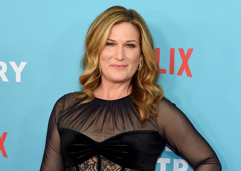Ana Gasteyer - Biography, Height & Life Story | Super Stars Bio